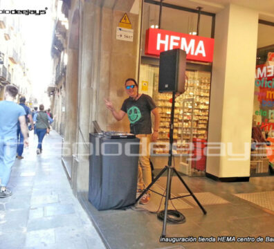 dj-inauguracion-tienda-barcelona-01-768x576